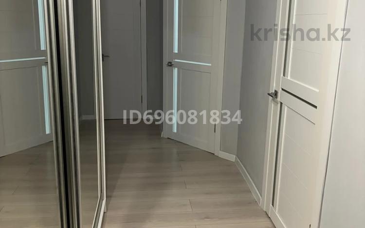 2-комнатная квартира, 72.4 м², 8/9 этаж, Петрова — ТРЦ Евразия