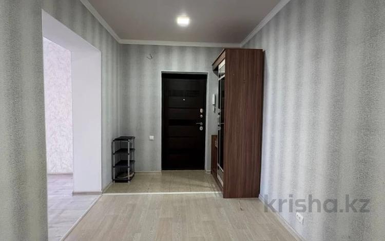 2-комнатная квартира · 68 м² · 1/7 этаж, мкр. Алтын орда за 27.5 млн ₸ в Актобе — фото 2