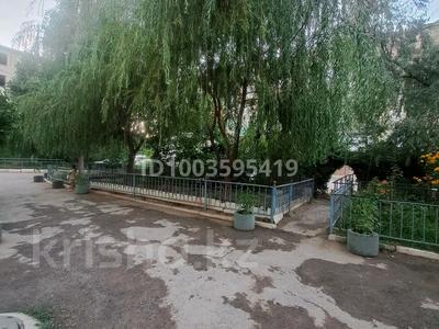 2-комнатная квартира · 50 м² · 1/5 этаж, 5 за 12 000 ₸ в 