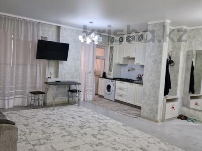 1-бөлмелі пәтер · 34 м² · 1/5 қабат, Абая 153 — Ташкентская, бағасы: 13 000 ₸ в Таразе