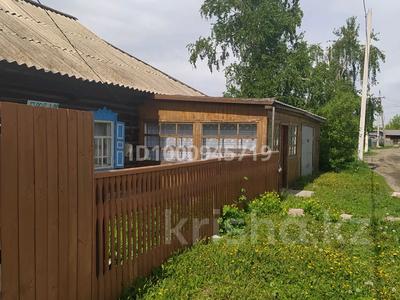 Отдельный дом · 3 комнаты · 75 м² · 10 сот., Ул.Габдулина переулок- 5й рядом маг "Каусар" 4 — Ул.Габдулина магазин "Каусар" за 7.6 млн ₸ в Макинске