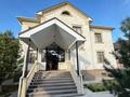 Жеке үй · 10 бөлме · 500 м² · 10.65 сот., мкр Самал-2 3642 — Шубаркол 3642/1, бағасы: 195 млн ₸ в Шымкенте, Абайский р-н