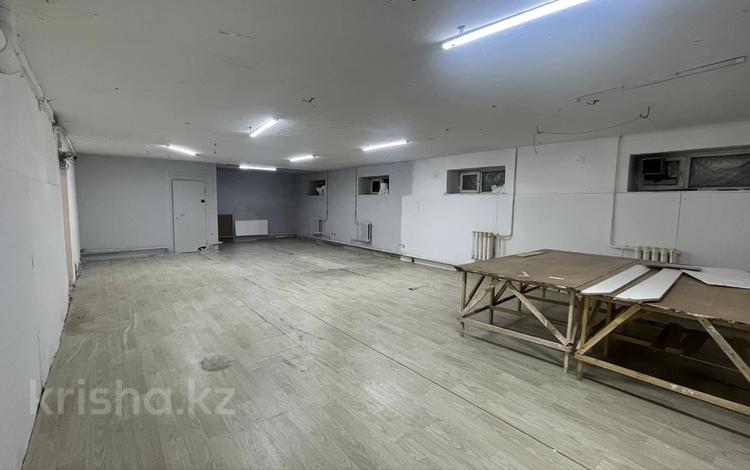 Свободное назначение · 186 м² за 440 000 ₸ в Астане — фото 4