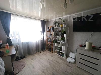 1-бөлмелі пәтер · 29.7 м² · 4/5 қабат, Майкудук, Майкудук, 15й микрорайон 7, бағасы: 10 млн ₸ в Караганде, Алихана Бокейханова р-н