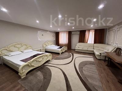 Свободное назначение, офисы, магазины и бутики, склады, азс, автосервисы и автомойки, общепит, салоны красоты, сельское хозяйство, бани, гостиницы и зоны отдыха, медцентры и аптеки, образование, развлечения · 2200 м² за ~ 1.6 млрд 〒 в Астане