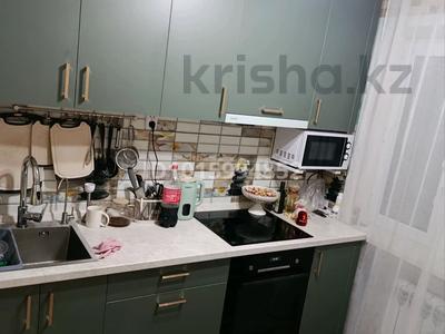 3-бөлмелі пәтер · 62 м² · 3/5 қабат, 23-шағынаудан, Пришахтинск, 23й микрорайон 30, бағасы: 13.8 млн ₸ в Караганде, Алихана Бокейханова р-н