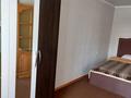 2-комнатная квартира, 55 м², 2/5 этаж посуточно, Бухар жырау 52 за 16 000 〒 в Караганде, Казыбек би р-н — фото 3