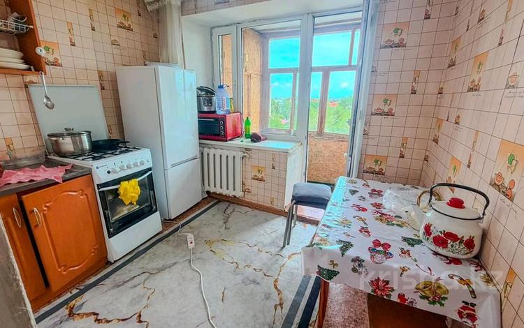 1-бөлмелі пәтер · 28 м² · 5/5 қабат, жастар, бағасы: 8 млн ₸ в Талдыкоргане, мкр Жастар — фото 2