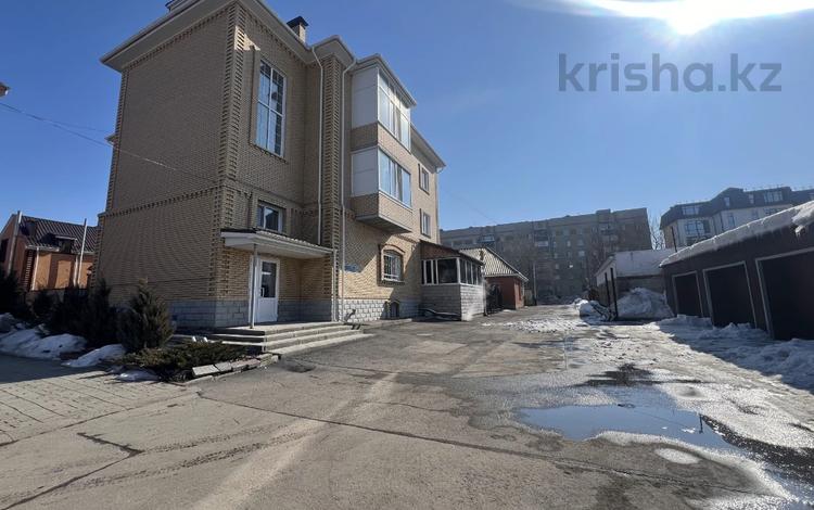 3-комнатная квартира · 101.5 м² · 3/3 этаж, Шайсултана Шаяхметова 119/А за 78 млн ₸ в Костанае — фото 2