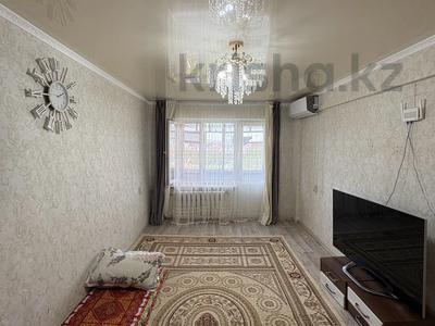 3-комнатная квартира · 64 м² · 5/5 этаж, Амангелді 102 за 12 млн ₸ в 