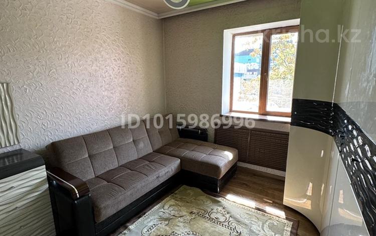 2-комнатная квартира · 55 м² · 2/5 этаж, мкр Наурыз 1Б за 250 000 ₸ в Шымкенте, Туран р-н — фото 2