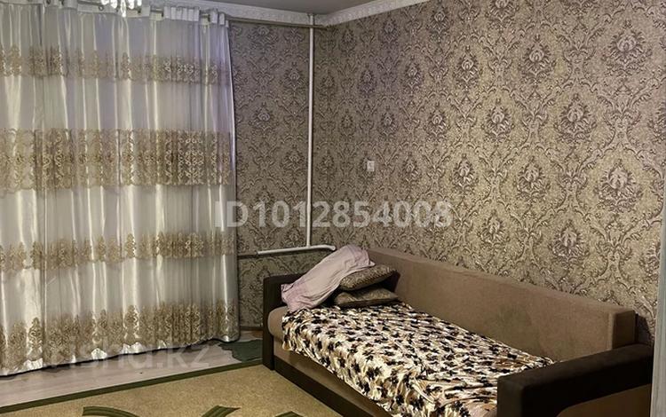 2-бөлмелі пәтер · 54 м² · 1/5 қабат, Байтурсынова 48, бағасы: 23 млн ₸ в Семее — фото 2