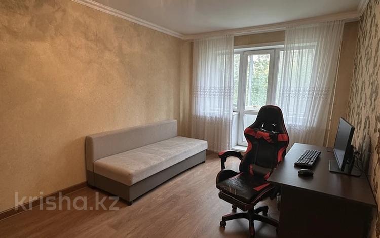 3-бөлмелі пәтер · 64 м² · 2/5 қабат, Машхур Жусупа 6, бағасы: 19.5 млн ₸ в Павлодаре — фото 2