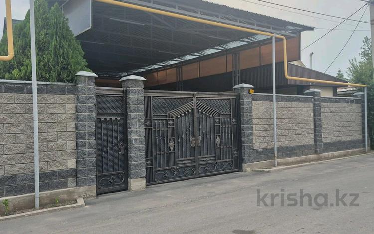Отдельный дом · 6 комнат · 250 м² · 8 сот., мкр Акбулак 18 — Шарипова - Рыскулова за 250 млн ₸ в Алматы, Алатауский р-н — фото 2