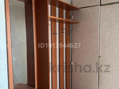 4-бөлмелі пәтер · 59 м² · 4/5 қабат, Байтурсунова 11 — Садик, бағасы: 15 млн ₸ в Аркалыке