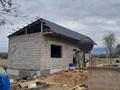 Отдельный дом · 3 комнаты · 49.5 м² · 6 сот., Ернияз 42 — Находится возле солдатского озера за 10 млн ₸ в Каскелене