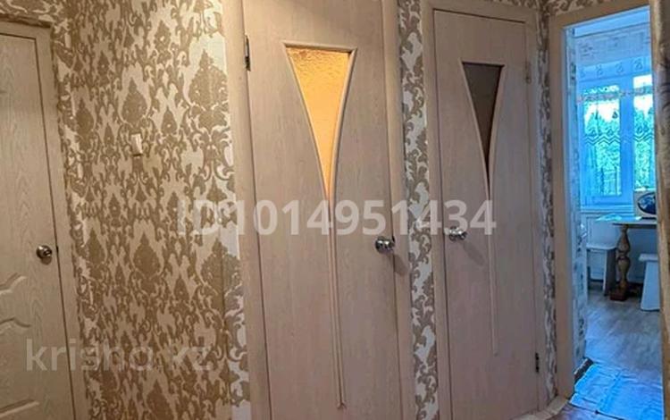 2-бөлмелі пәтер · 45.5 м² · 1/5 қабат, 4 22, бағасы: 6.5 млн ₸ в Лисаковске — фото 2