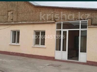 Отдельный дом · 3 комнаты · 80 м², 3 переулок- Западная 6 — Возле доме Престарелых по Улице Лермонтова за 70 000 〒 в Таразе