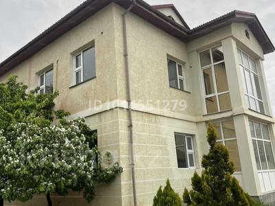 Отдельный дом · 8 комнат · 350 м² · 5 сот., 29а мкр 78/3 за 500 000 ₸ в Актау