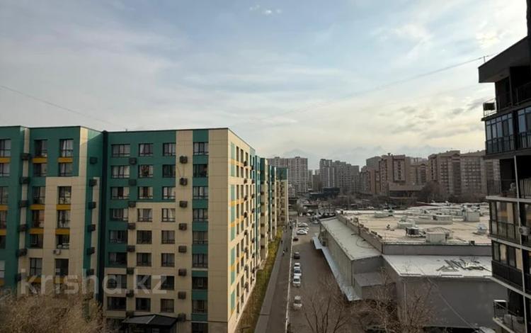3-бөлмелі пәтер · 107 м² · 8/10 қабат, Толе би, бағасы: 51 млн ₸ в Алматы, Ауэзовский р-н — фото 5