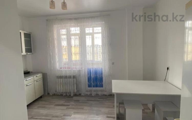 1-комнатная квартира, 41.15 м², 9/10 этаж, Роза Багланова 3 за 19 млн 〒 в Астане, Нура р-н — фото 3