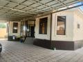 Отдельный дом · 8 комнат · 200 м² · 7 сот., Динмухаммед Конаева 41а — Каримова за 50 млн ₸ в Бурыл