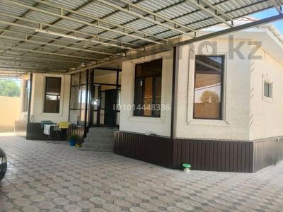 Отдельный дом · 8 комнат · 200 м² · 7 сот., Динмухаммед Конаева 41а — Каримова за 50 млн ₸ в Бурыл