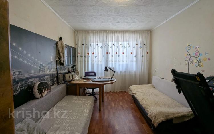 3-комнатная квартира · 63.1 м² · 3/5 этаж, Пришахтинск, 23й микрорайон за 15 млн ₸ в Караганде, Алихана Бокейханова р-н — фото 15