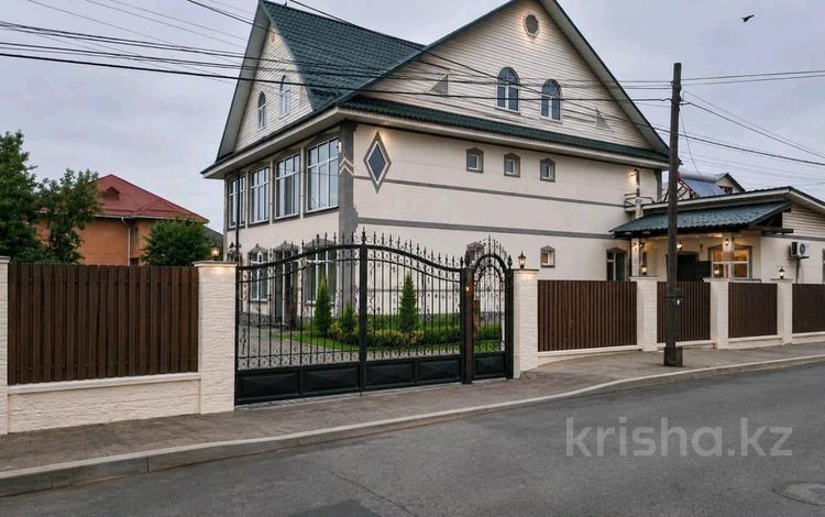 Отдельный дом · 7 комнат · 400 м² · 13.1 сот., мкр Калкаман-2, Тогысова 3 — Шаляпина Ашимова за 130 млн ₸ в Алматы, Наурызбайский р-н — фото 2