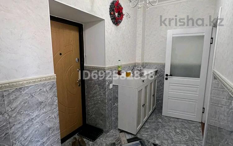 2-комнатная квартира, 70 м², 3/4 этаж, Желтоксан 9А — Ер-Ару 1 за 25 млн 〒 в  — фото 2