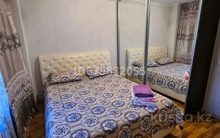 2-комнатная квартира, 45 м², 2/9 этаж посуточно, Майлина 31 за 10 000 〒 в Астане, Алматы р-н — фото 2