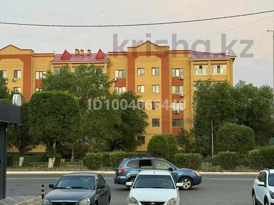 3-комнатная квартира · 84 м² · 4/5 этаж, Дружбы-Народов 4/6 за 33 млн 〒 в Аксае