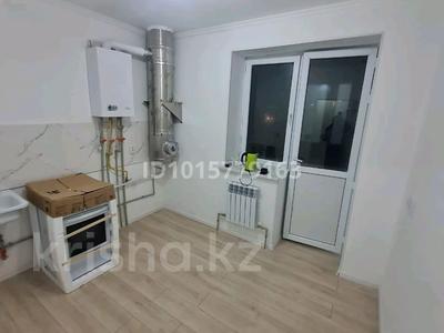 2-бөлмелі пәтер · 58 м² · 3/5 қабат, Бозарық ш/а 16 — Проехать кольцевой по байдибек би первый светофор на лево, бағасы: 100 000 ₸ в Шымкенте, Абайский р-н