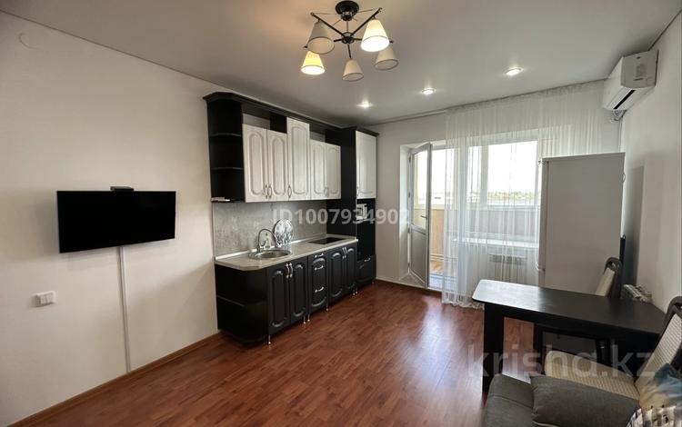 1-комнатная квартира · 42.2 м² · 8/9 этаж, Толстого 94/2 — Толстого-Катаева за 170 000 〒 в Павлодаре — фото 2