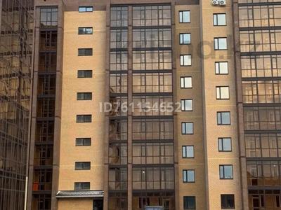 4-комнатная квартира · 140 м² · 3 этаж, Бухар Жырау 179 за 67 млн 〒 в Павлодаре