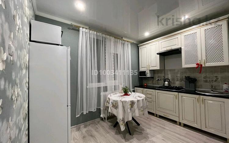1-комнатная квартира · 34.5 м² · 9/9 этаж, 4 микроройон 47 — 3 школы за 16 млн ₸ в Аксае — фото 5