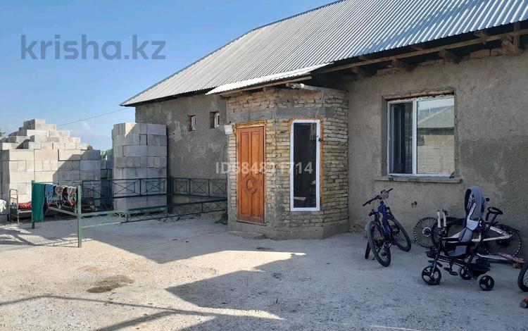 Отдельный дом · 3 комнаты · 80 м² · 8 сот., мкр Бадам-1 ельтаи . жумагул ана — Жумагул ана за 20 млн ₸ в Шымкенте, Енбекшинский р-н — фото 2