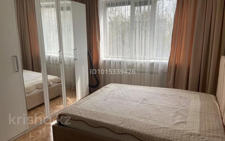 1-комнатная квартира · 40 м² · 4/9 этаж, мкр Тастак-2, Толе-би 190 за 250 000 ₸ в Алматы, Алмалинский р-н — фото 2