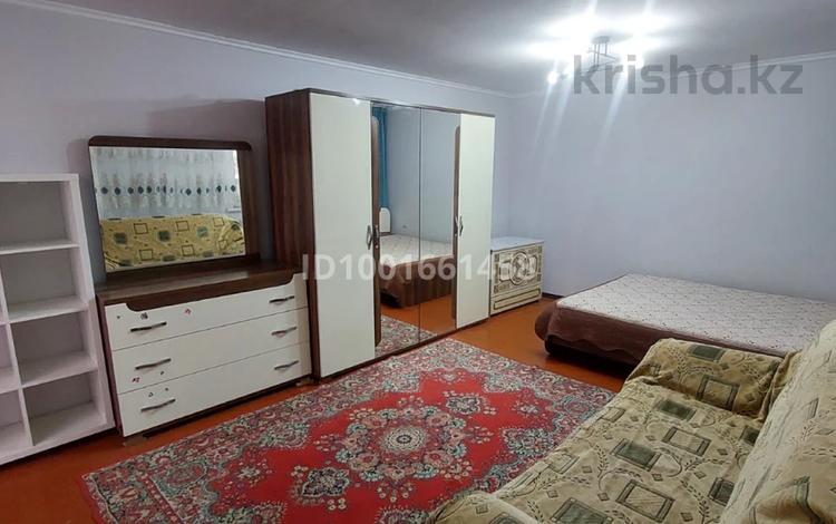 1-комнатная квартира · 40 м² · 1/1 этаж, мкр Шанырак-2, Мкр Шанырак-2, ул. Рахимова 90 — 26-шы Мектептің арты. Эконом маркет жанындағы көшемен кіресіздер! за 150 000 ₸ в Алматы, Алатауский р-н — фото 2