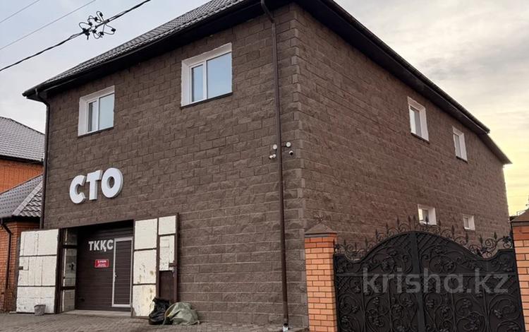 Свободное назначение, офисы, магазины и бутики, склады, азс, автосервисы и автомойки, общепит, конференц-залы, кабинеты и рабочие места · 150 м² за 250 000 〒 в Петропавловске — фото 2