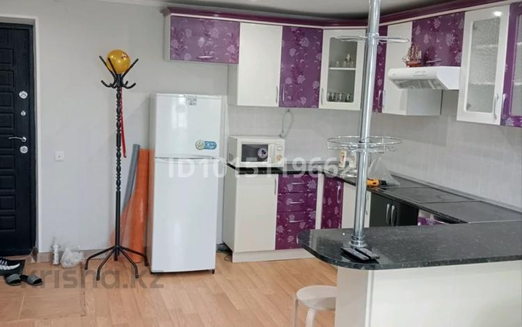 1-комнатная квартира · 42 м² · 4/9 этаж, мкр 4 38 за 14.5 млн ₸ в Уральске — фото 2