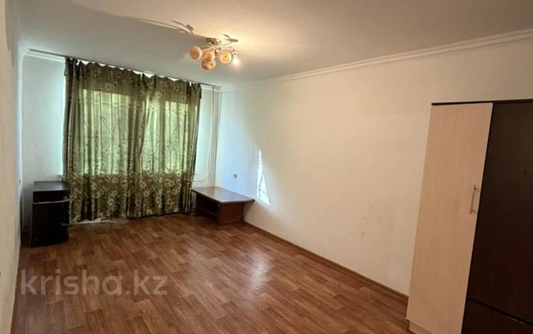 1-комнатная квартира · 32 м² · 1/5 этаж, 3 мкр за 12.3 млн 〒 в Конаеве — фото 2