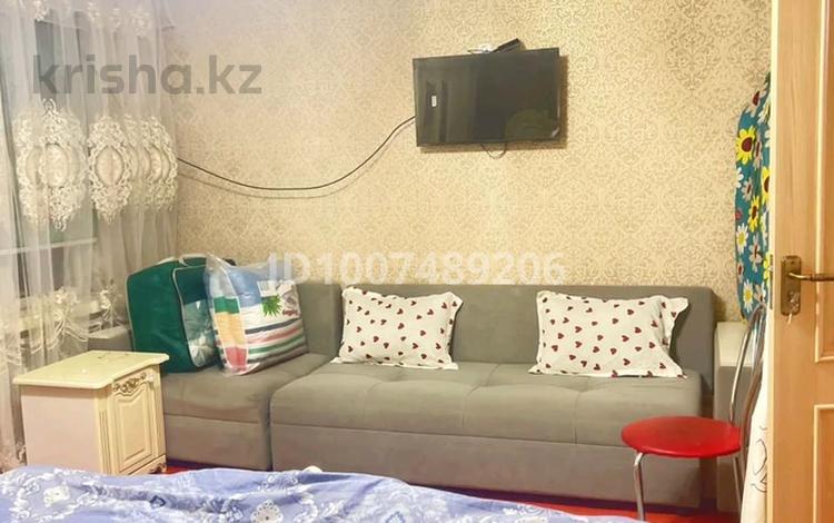 2-бөлмелі пәтер · 40 м² · 2/2 қабат, Казыбек Би 10 — ул Ленина, бағасы: 9 млн 〒 в Сарыагаш — фото 2