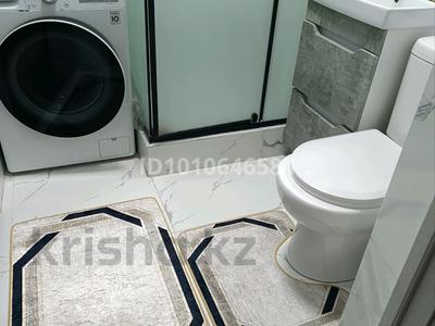 1-комнатная квартира · 42 м² · 5/5 этаж, мкр Аксай-3 18 за 30 млн 〒 в Алматы, Ауэзовский р-н