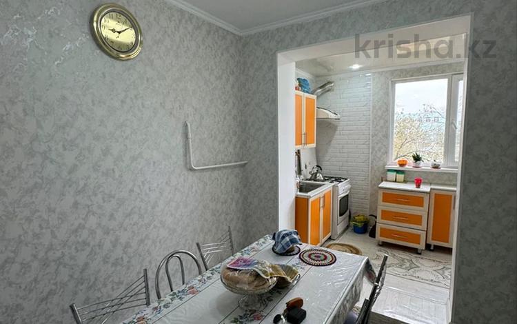 3-бөлмелі пәтер, 70 м², 3/5 қабат, 26-й мкр 8, бағасы: 20.6 млн 〒 в Актау, 26-й мкр — фото 2