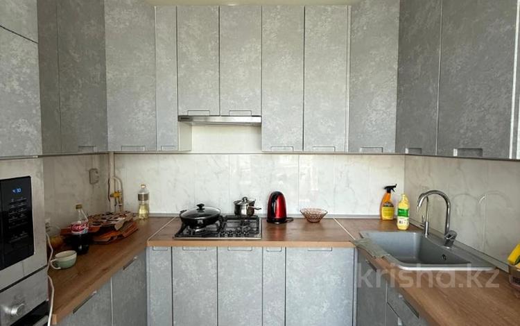 2-комнатная квартира · 68 м² · 5/10 этаж, Кенесары хана за 52 млн ₸ в Алматы, Наурызбайский р-н — фото 11
