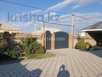 Отдельный дом · 6 комнат · 200 м² · 15 сот., мкр Бектобе, Бескен Абдраимова за 52.9 млн ₸ в Таразе