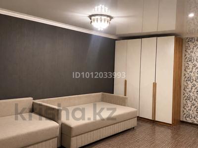 1-комнатная квартира · 30 м² · 2/5 этаж, Майкудук, 13й микрорайон 21 за ~ 8.2 млн 〒 в Караганде, Алихана Бокейханова р-н