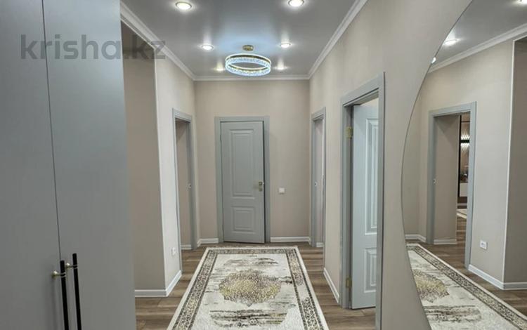 3-бөлмелі пәтер · 100 м² · 3/5 қабат, Алтын орда ш/а., Саздинское Лесничество 228/5 — ЖК Байсанат-4, бағасы: 44 млн ₸ в Актобе, мкр. Алтын орда — фото 2