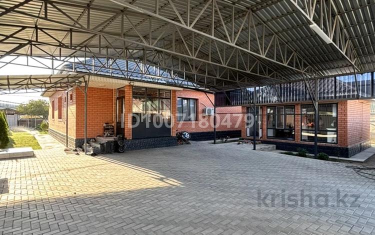 Үйдің бір бөлігі · 6 бөлме · 240 м² · 8 жүзд., Түймебай, Сабита Муканова 38Б, бағасы: 85 млн ₸ в Туймебая — фото 43